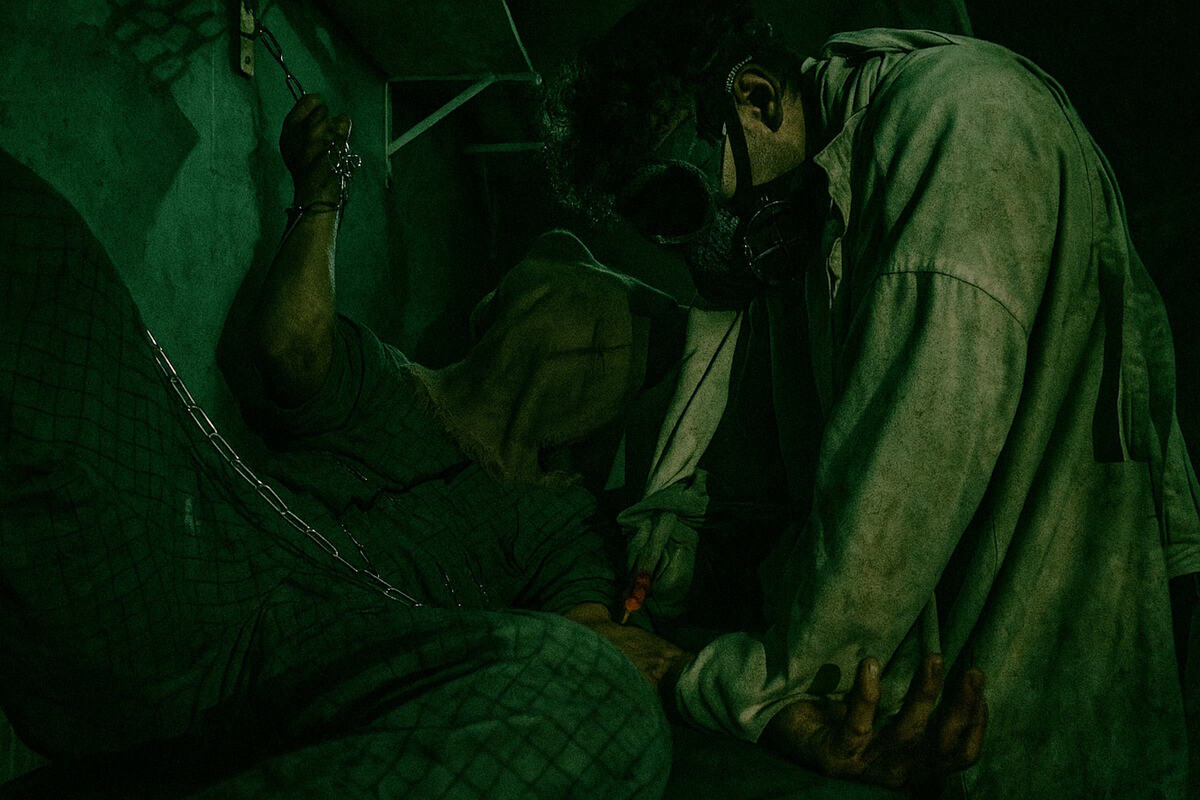 Фотография перформанса Outlast от компании To Pickle Quest (Фото 2)